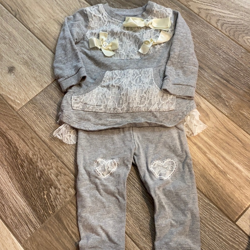2 piece set with lace details.